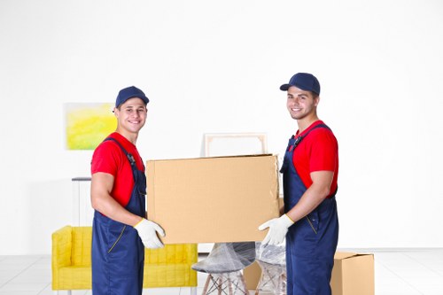 Low-carbon removal van used for sustainable relocations in London